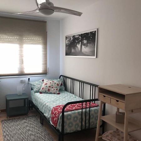 Apartamento Recien Reformado Con Vistas Al Rio Balaguer Luaran gambar