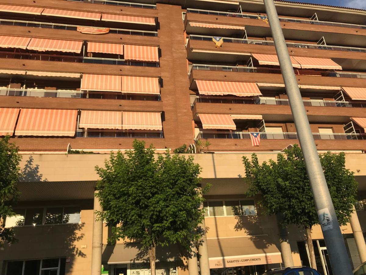 Apartamento Recien Reformado Con Vistas Al Rio Balaguer Luaran gambar